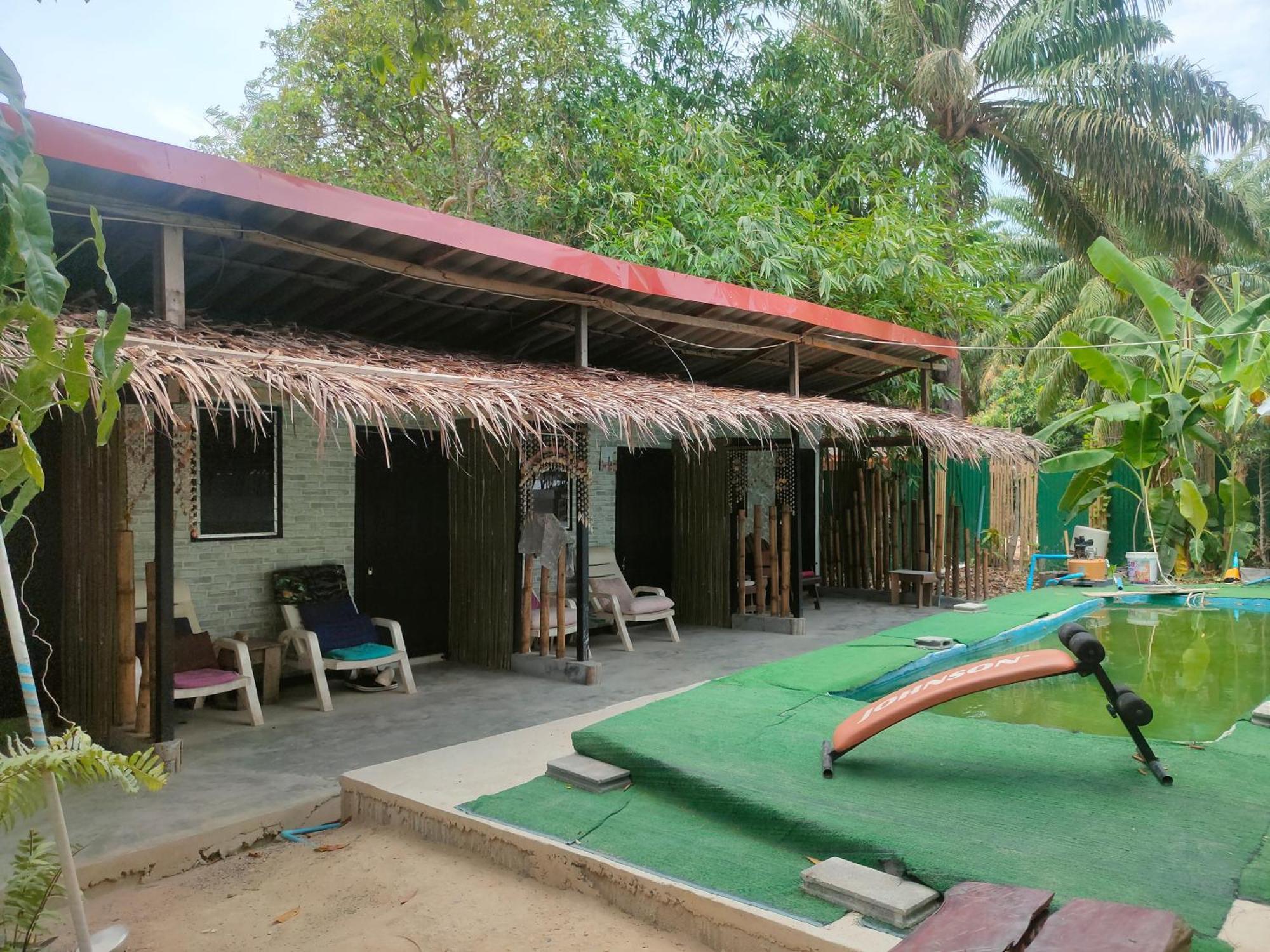 Row House Long Beach Краби Экстерьер фото